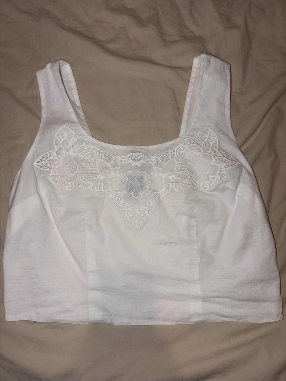 White Floral Applique cotton Crop Tank Top - Women